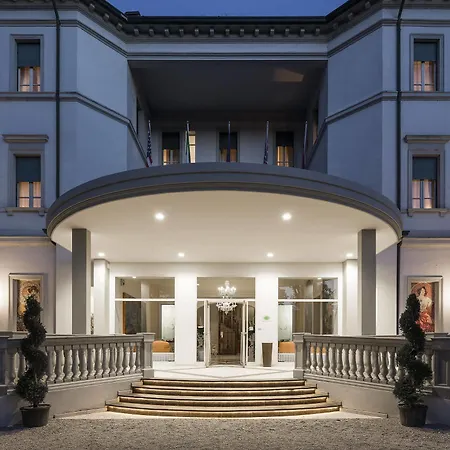 Grand Terme 4*