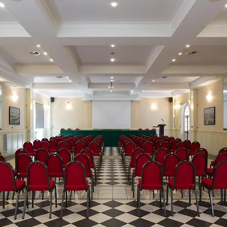 Grand Terme فندق 4*